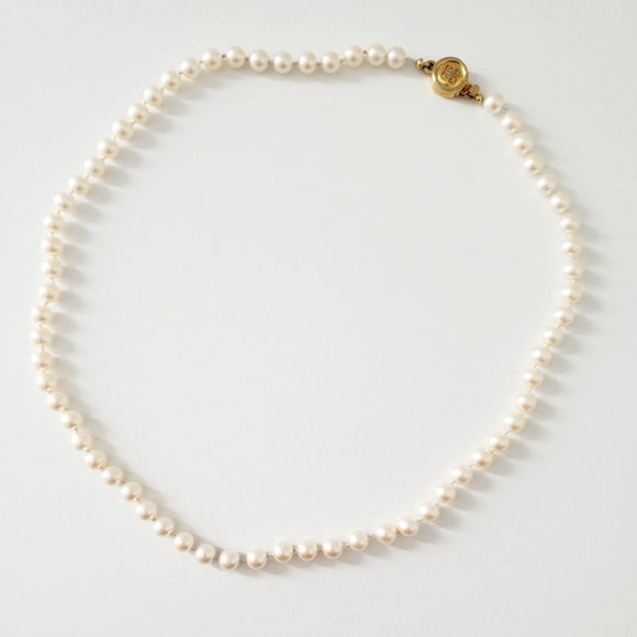 Vintage Faux Pearl Necklace - Picture 1 of 3